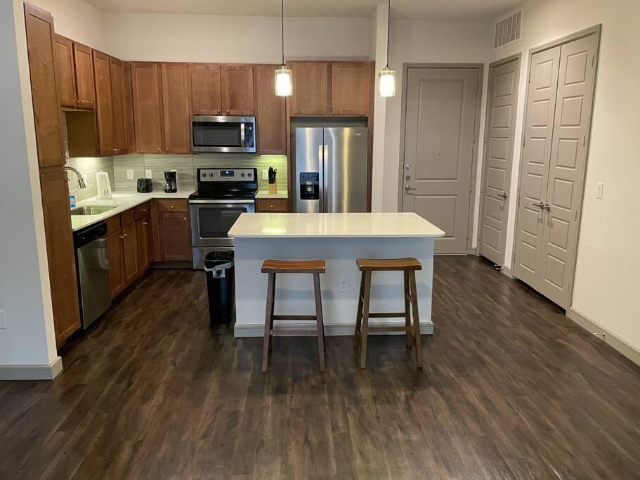 Downtown Living 1Br W/ Free Parking Garage Apartment ฮูสตัน ภายนอก รูปภาพ