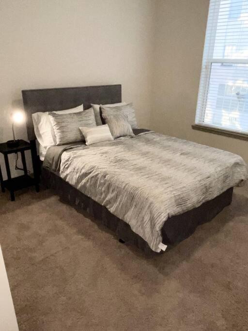 Downtown Living 1Br W/ Free Parking Garage Apartment ฮูสตัน ภายนอก รูปภาพ